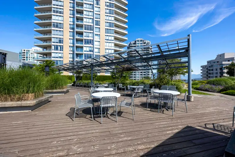 1801 4808 HAZEL STREET - photo 2 of 25