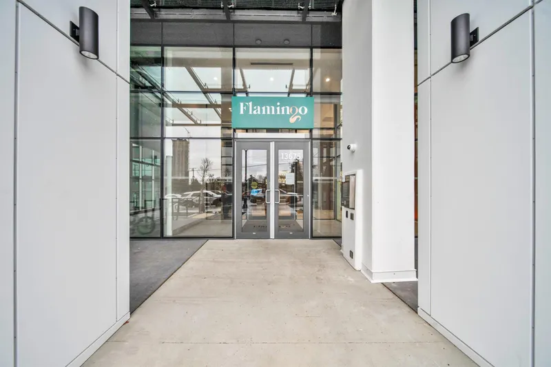 2101 13675 107A AVENUE - photo 2 of 25