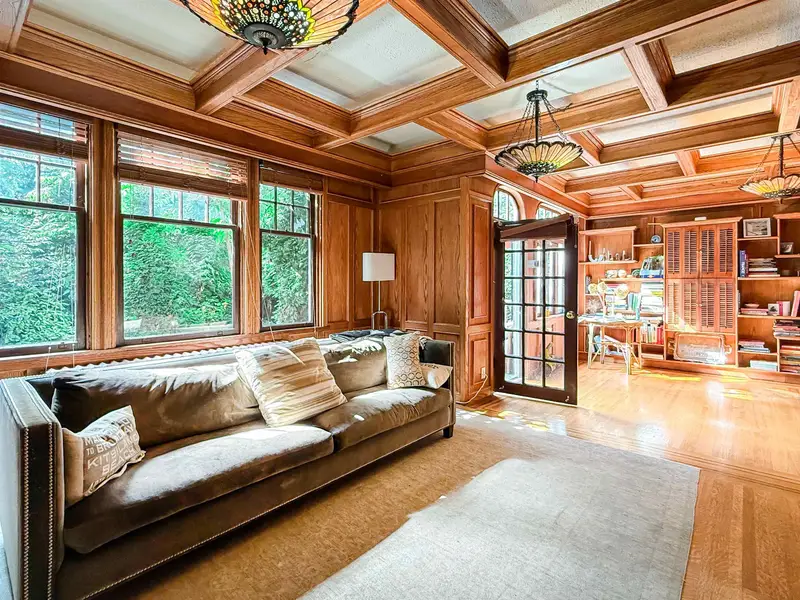 1564 W 26TH AVENUE - photo 3 of 12