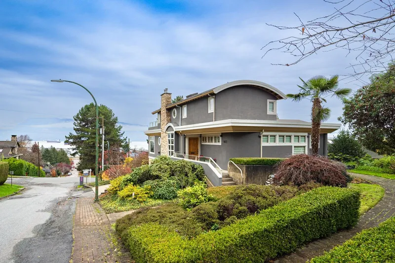 1822 SASAMAT STREET - photo 3 of 25