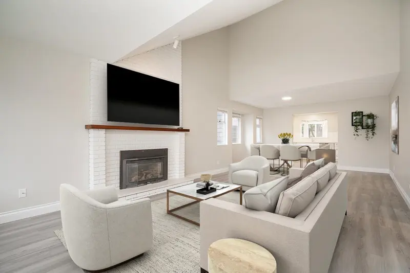 13015 SUMMERHILL CRESCENT - photo 3 of 25