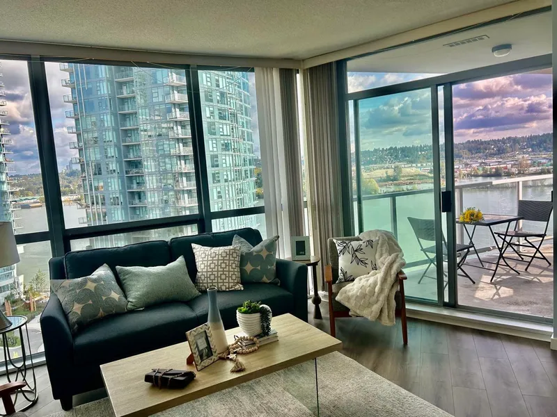 1508 14 BEGBIE STREET - photo 2 of 20