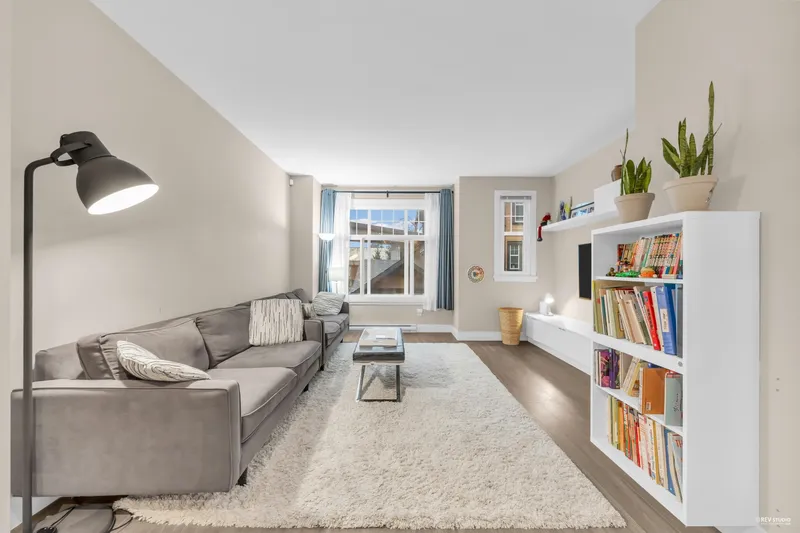 26 6088 BERESFORD STREET - photo 1 of 25