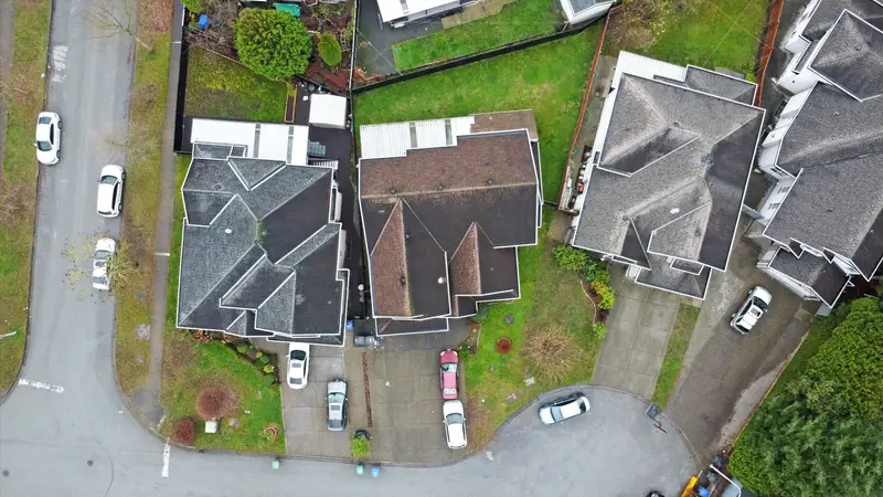 7917 147A STREET - photo 4 of 25