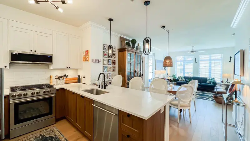 213 4280 MONCTON STREET - photo 3 of 25