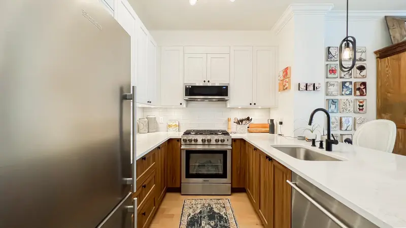 213 4280 MONCTON STREET - photo 4 of 25