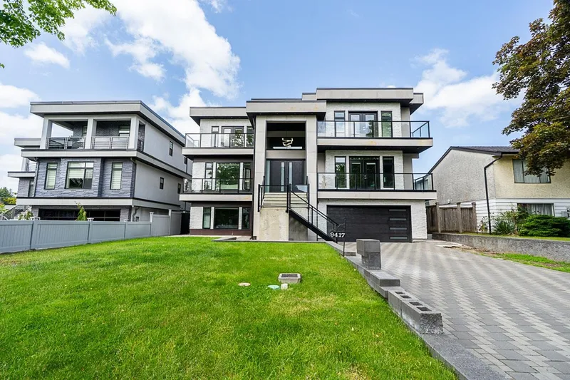 9417 132A STREET - photo 3 of 25