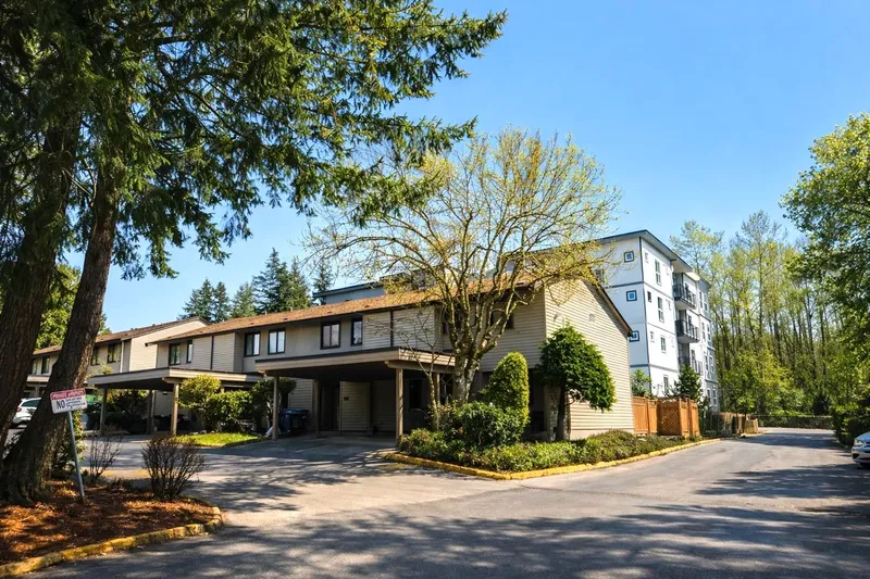 55 9955 140 STREET - photo 2 of 25