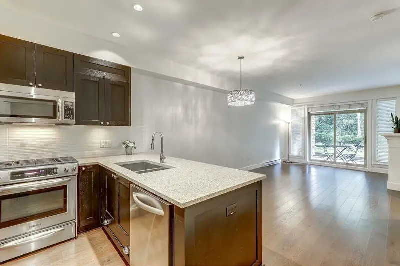 111 15185 36 AVENUE - photo 4 of 25