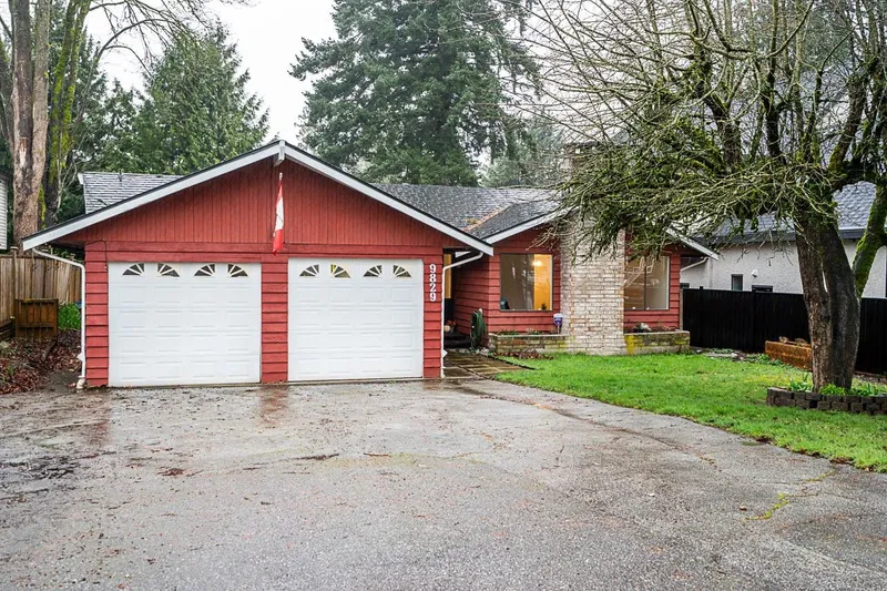 9829 120A STREET - photo 2 of 25