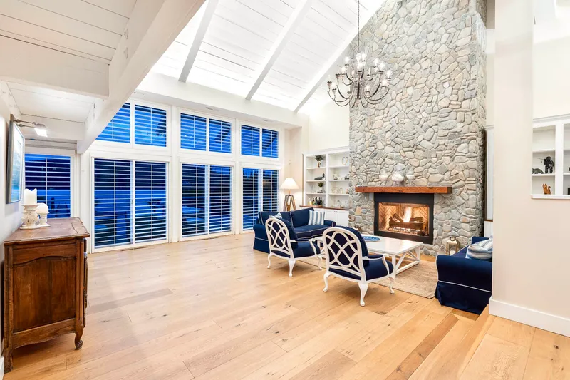 614 LOWRY LANE - photo 4 of 25