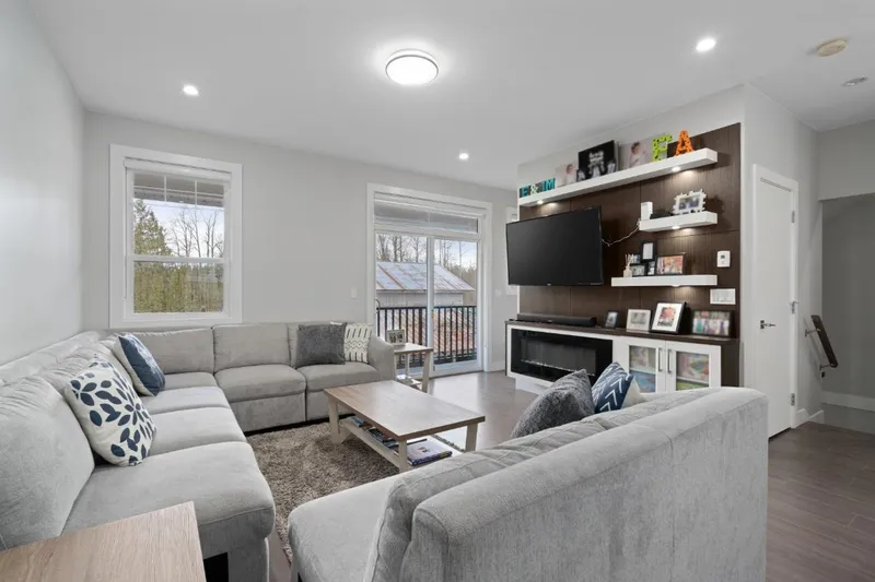 18 7410 194 STREET - photo 3 of 25