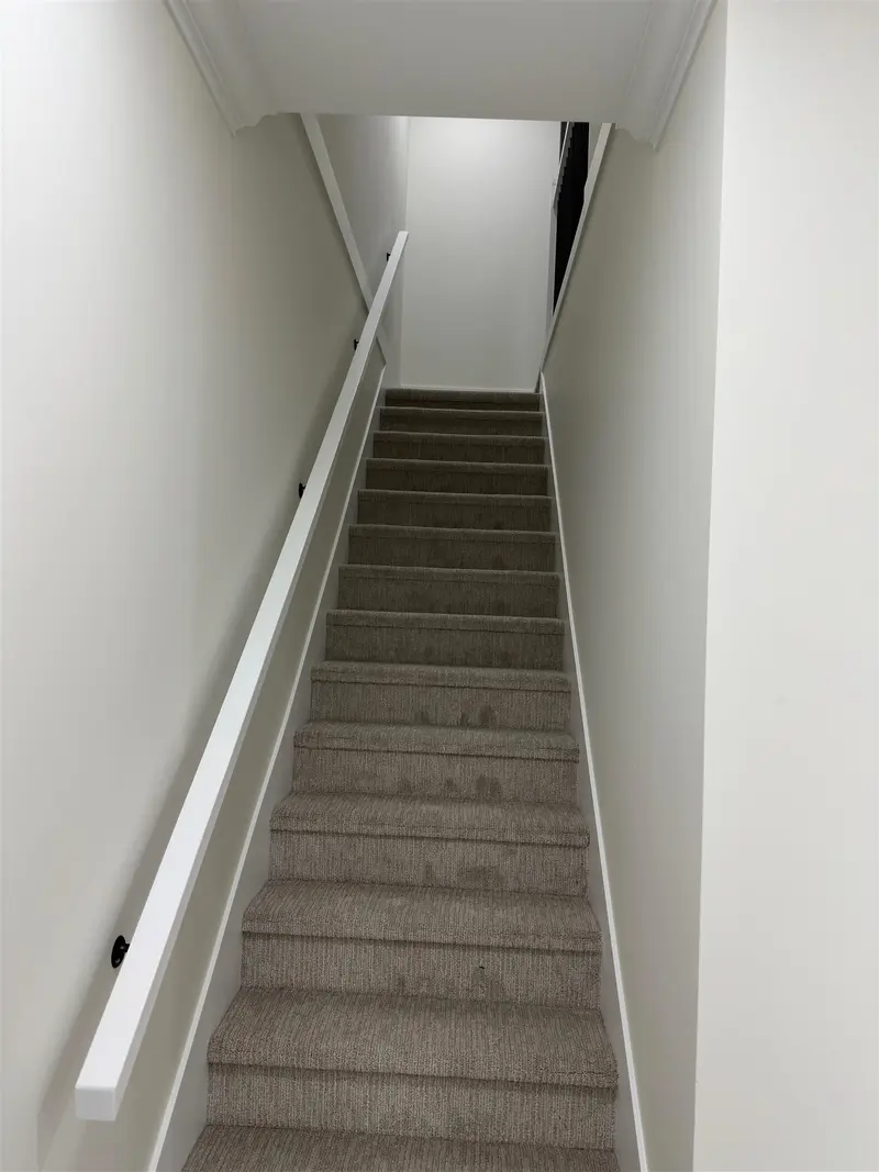 29 1115 ROMA AVENUE - photo 4 of 25