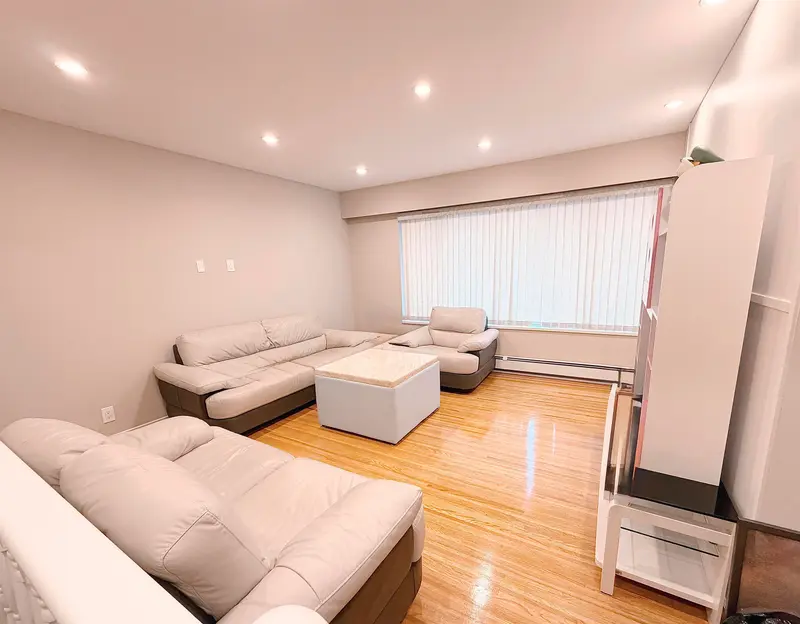 4882 MOSS STREET - photo 4 of 15