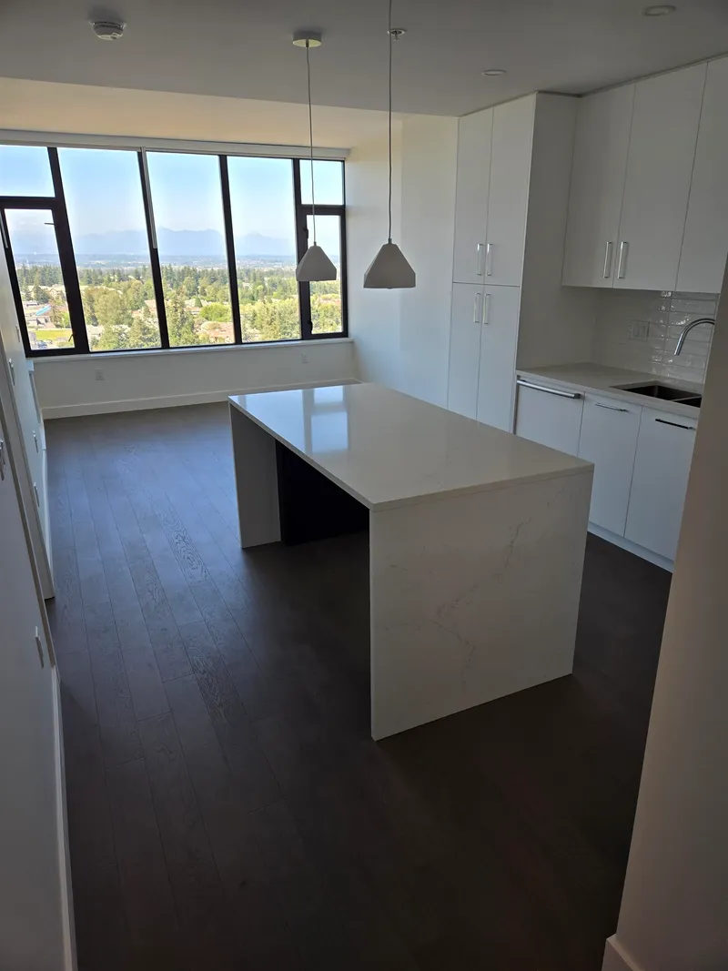 2001 1588 JOHNSTON ROAD - photo 2 of 6