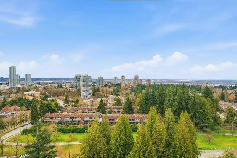 1808 7077 BERESFORD STREET - photo 2 of 22