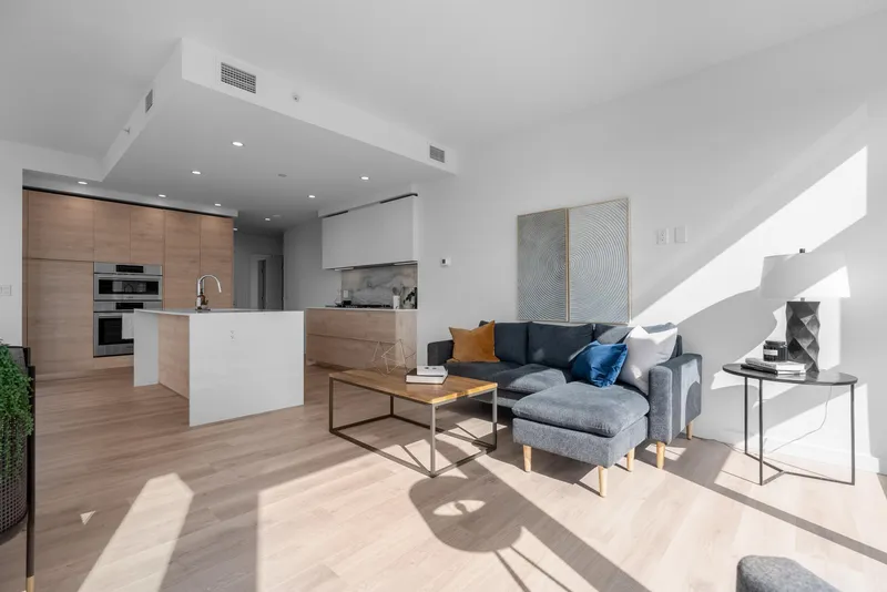 2904 660 QUAYSIDE DRIVE - photo 3 of 25