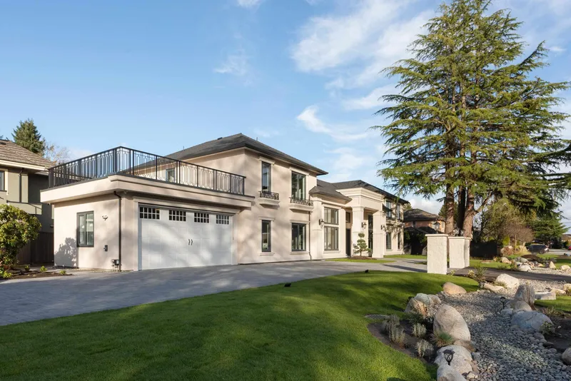 9640 PINEWELL CRESCENT - photo 3 of 25