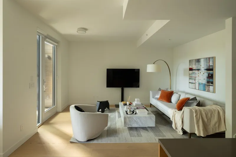 1577 W 57TH AVENUE - photo 2 of 25