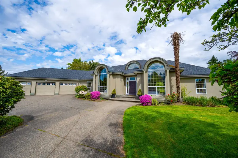 2750 165 STREET - photo 1 of 25