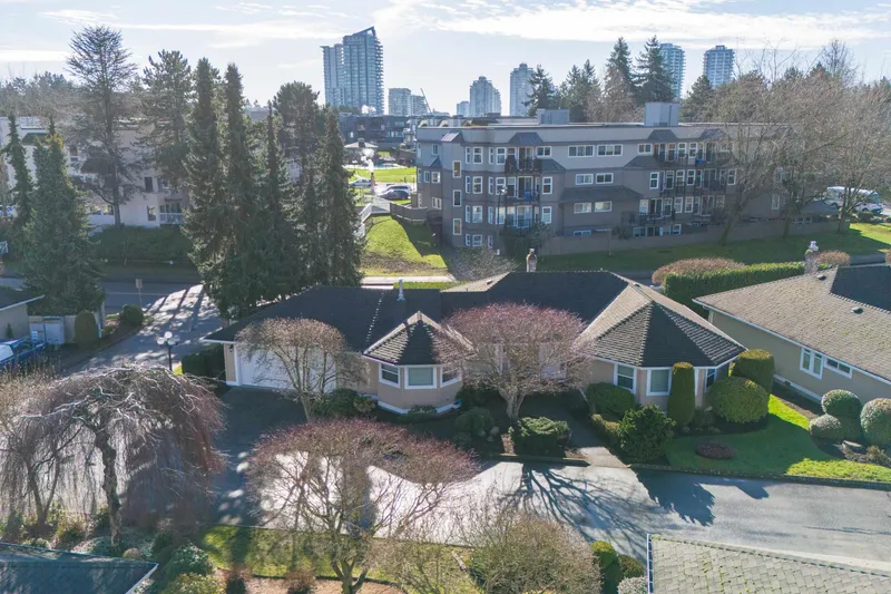 101 15121 19 AVENUE - photo 1 of 25