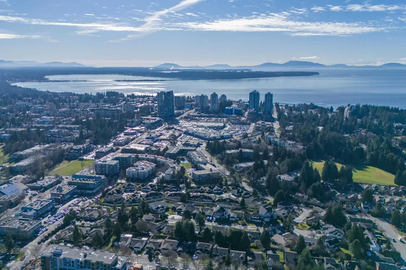 101 15121 19 AVENUE - photo 2 of 25