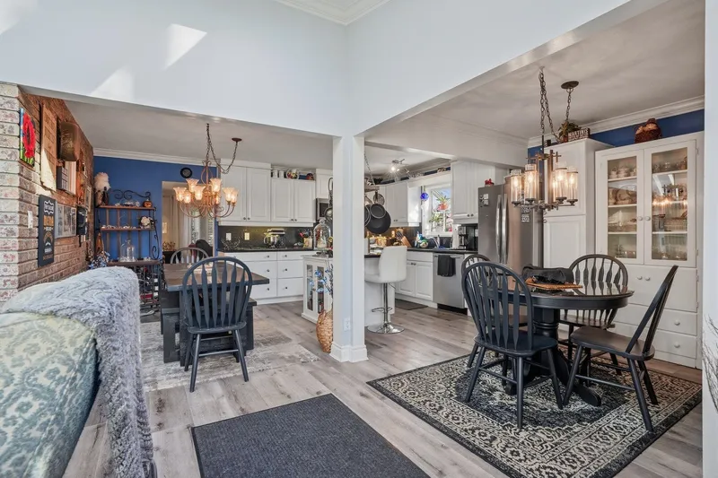 7217 MARY AVENUE - photo 3 of 25