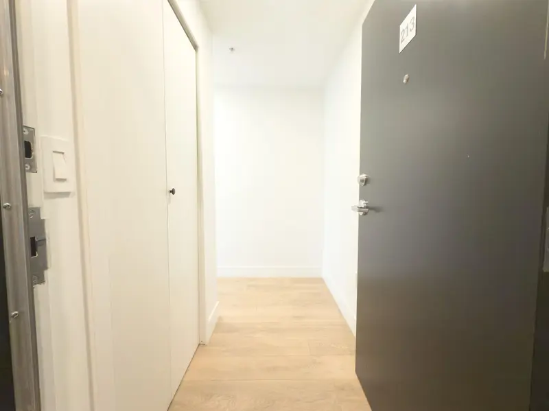 213 8496 120 STREET - photo 4 of 24