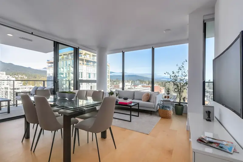 1309 135 E 13TH STREET - photo 3 of 25