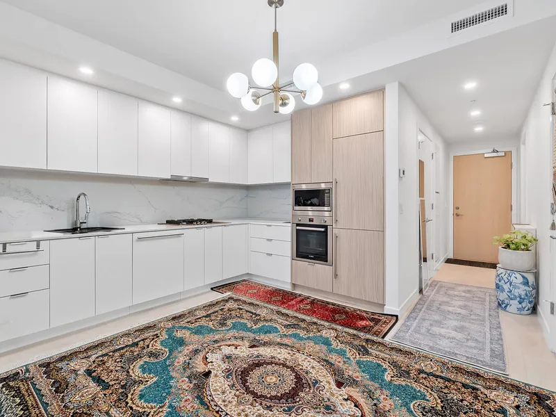 1503 537 COTTONWOOD AVENUE - photo 1 of 25