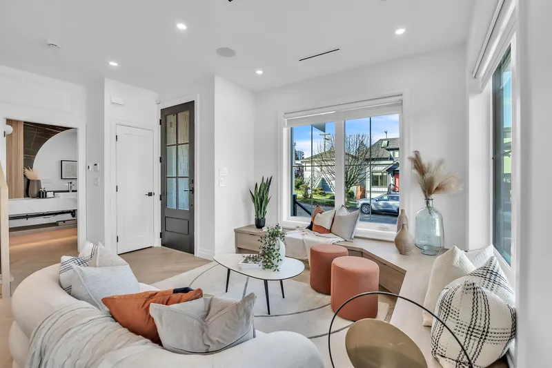 3526 E LAKEWOOD STREET - photo 3 of 25