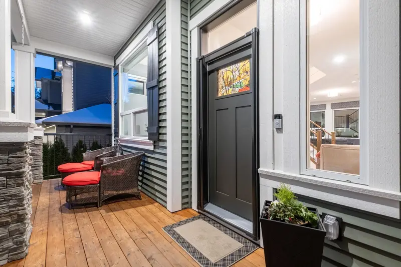 24095 FERN CRESCENT - photo 3 of 25