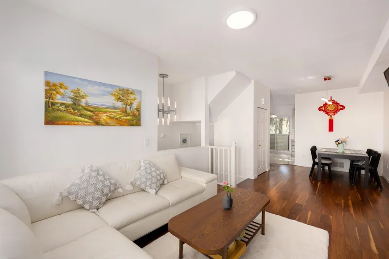 24 6700 RUMBLE STREET - photo 1 of 25