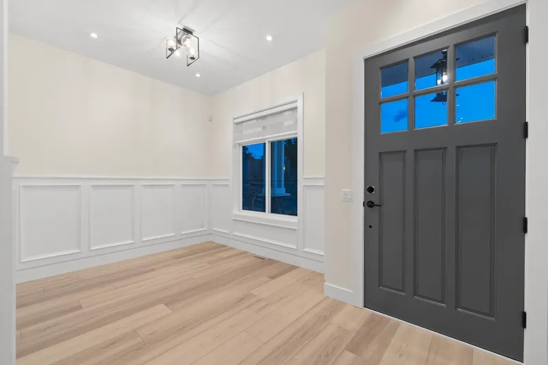 4 35133 CHRISTINA PLACE - photo 3 of 25