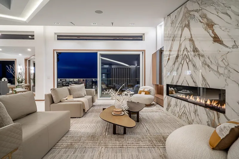 2356 OTTAWA AVENUE - photo 4 of 25