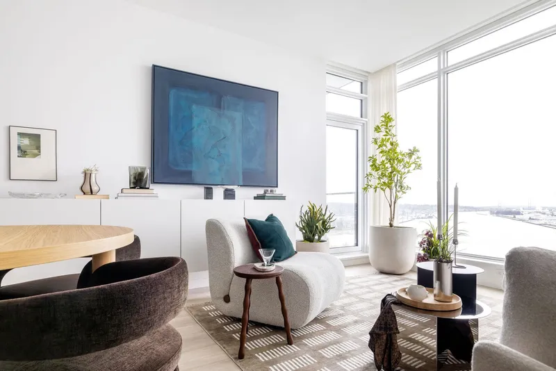 2706 680 QUAYSIDE DRIVE - photo 4 of 25