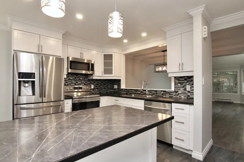 52 6537 138 STREET - photo 4 of 25