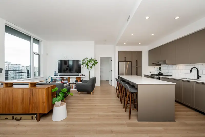 1202 8750 UNIVERSITY CRESCENT - photo 4 of 22