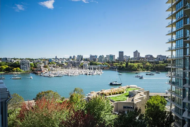 PH1003 1288 MARINASIDE CRESCENT - photo 1 of 25