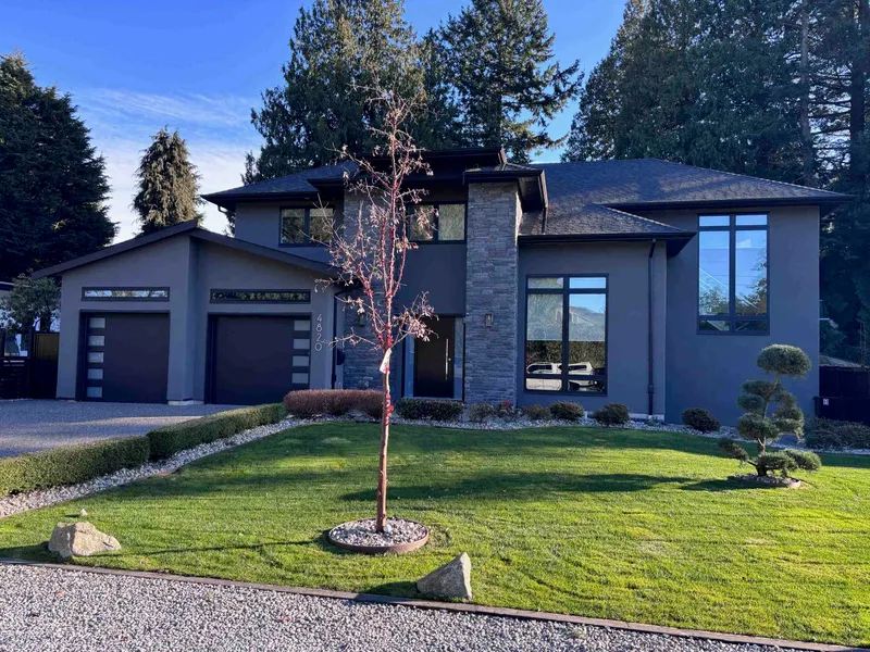 4820 7A AVENUE - photo 1 of 25