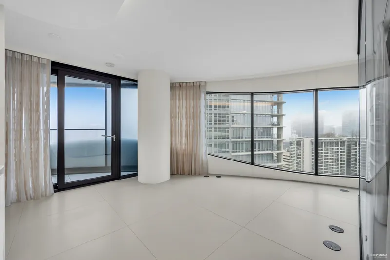 2207 1033 NELSON STREET - photo 1 of 25