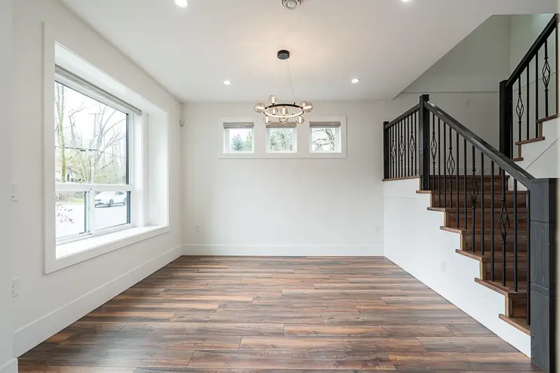 13927 60 AVENUE - photo 4 of 25