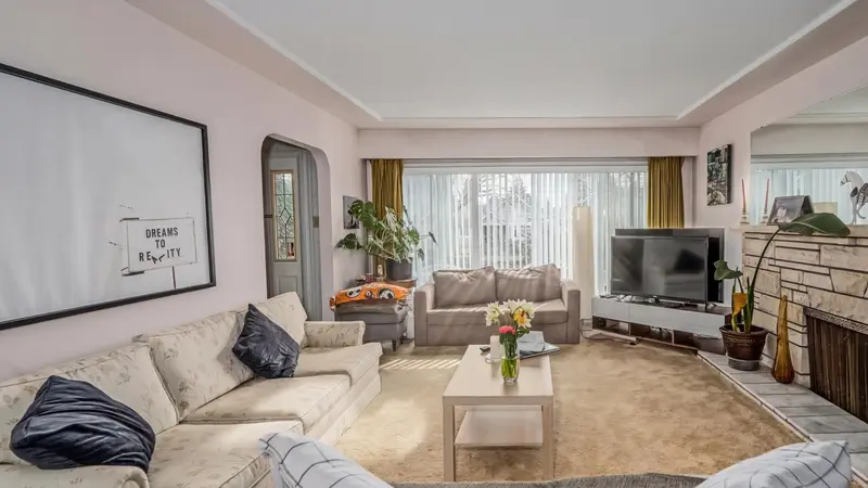 5433 ASH STREET - photo 3 of 25