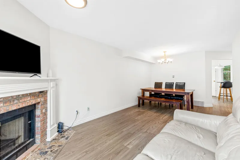 11 8751 BENNETT ROAD - photo 2 of 8