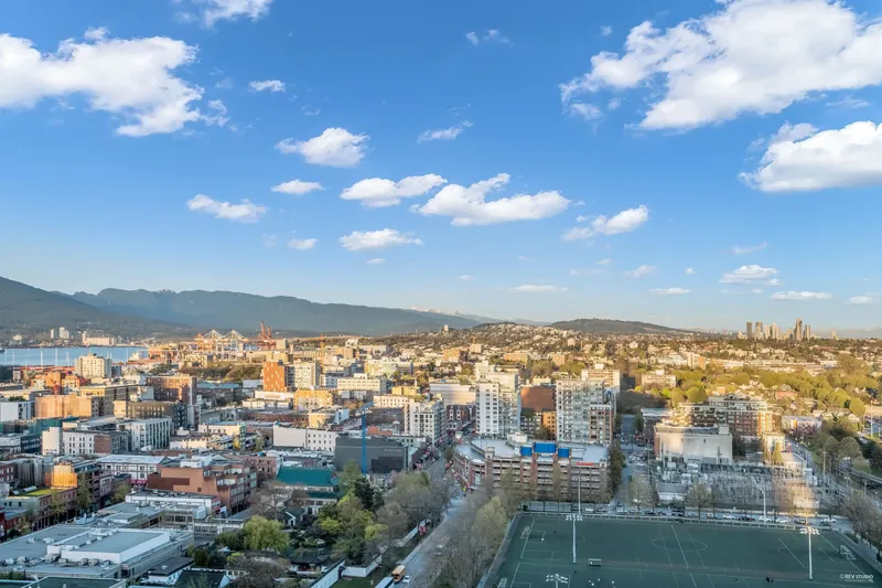 3101 688 ABBOTT STREET - photo 3 of 25