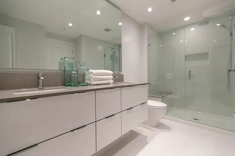 801 6638 DUNBLANE AVENUE - photo 4 of 10