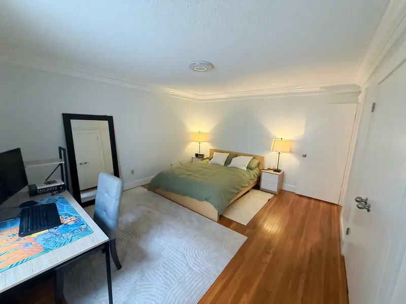 109 815 FOURTH AVENUE - photo 2 of 25