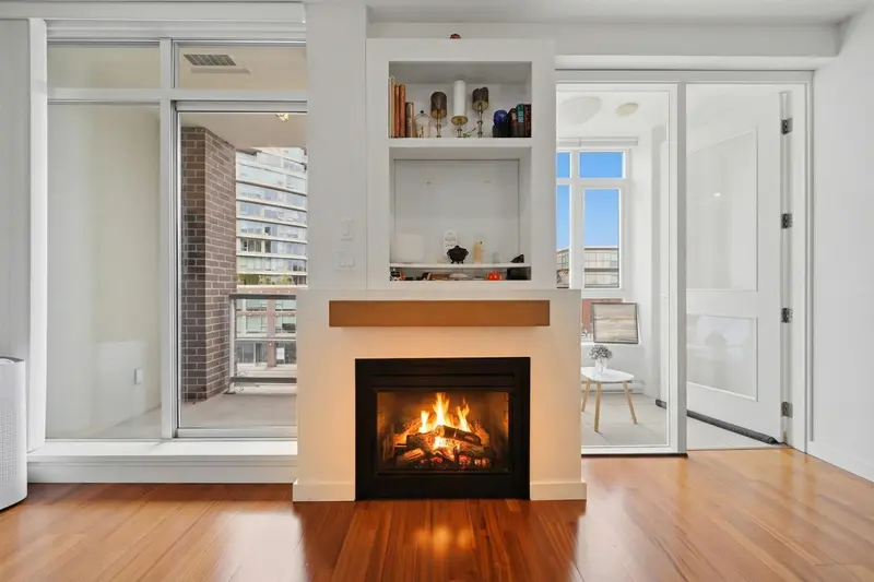 306 2055 YUKON STREET - photo 3 of 25