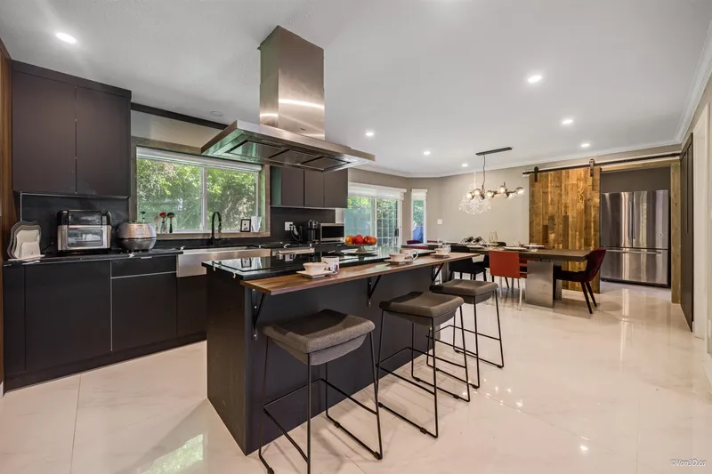 4000 FISHER DRIVE - photo 3 of 25