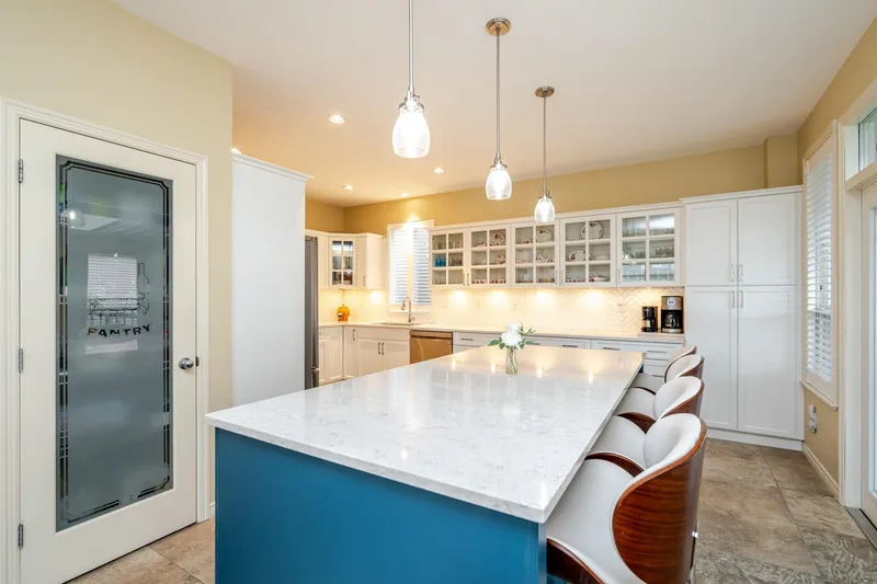 18759 66 AVENUE - photo 4 of 25